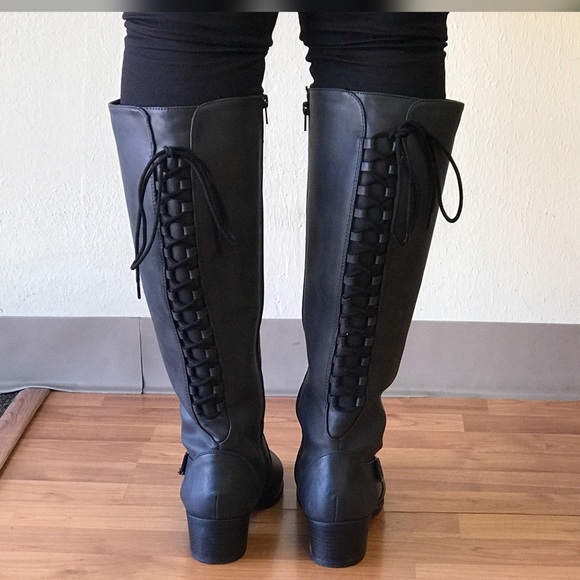 Graphite Boots - Picture 2 of 2
